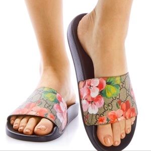 Gucci GG Supreme Persuit Poolside B Ebony Multi color Slides